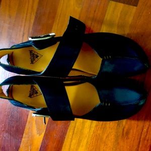 John Fluevogs Prepares blue